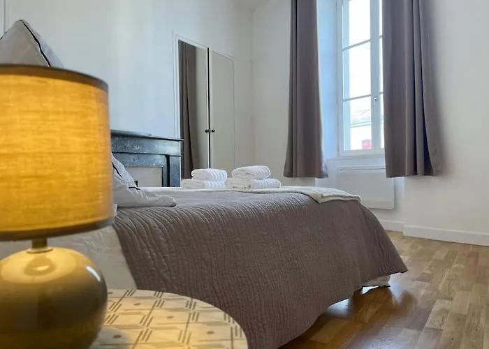 Chez Pierrot - Pont-neuf - Vue Cite Medievale Apartment