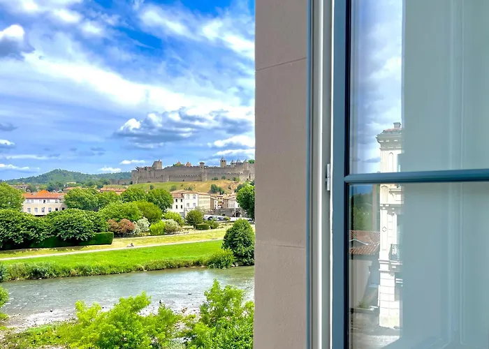 Chez Pierrot - Pont-neuf - Vue Cite Medievale * Carcassonne